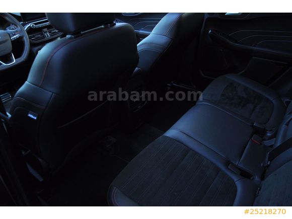 2022 FORD KUGA ( senetle taksitlendirme seçeneğimiz vardır )