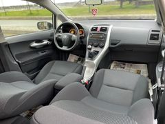 Sahibinden Toyota Auris 1.33 Comfort 2012 Model