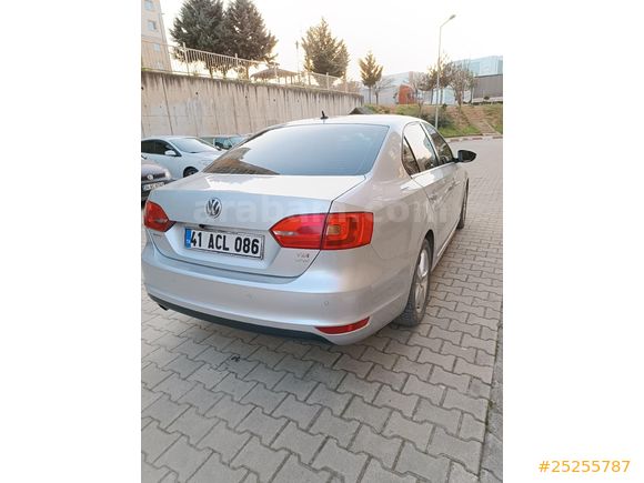 Sahibinden Volkswagen Jetta 1.6 TDi Comfortline 2011 Model