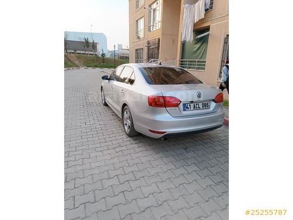 Sahibinden Volkswagen Jetta 1.6 TDi Comfortline 2011 Model