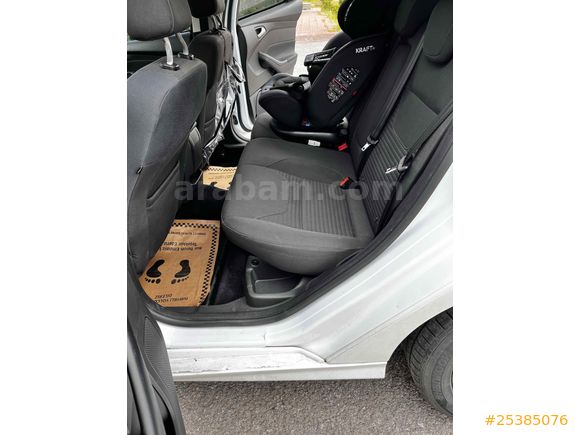 Sahibinden Ford Focus 1.6 TDCi Titanium 2015 Model 