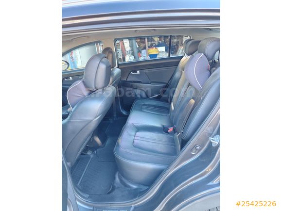 Kia Sportage 2.0 CRDi 4x4 Plus