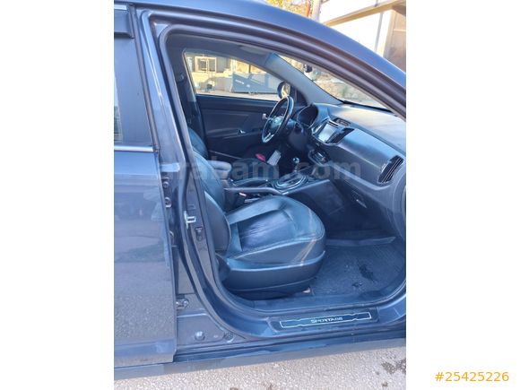 Kia Sportage 2.0 CRDi 4x4 Plus