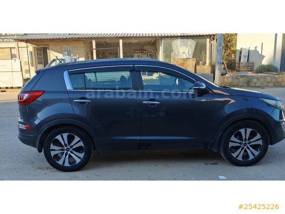 Kia Sportage 2.0 CRDi 4x4 Plus