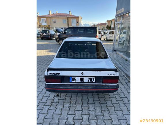 Tavan hariç boyalı çok temiz Renault R 9 1.4 Spring 1996 Model Van