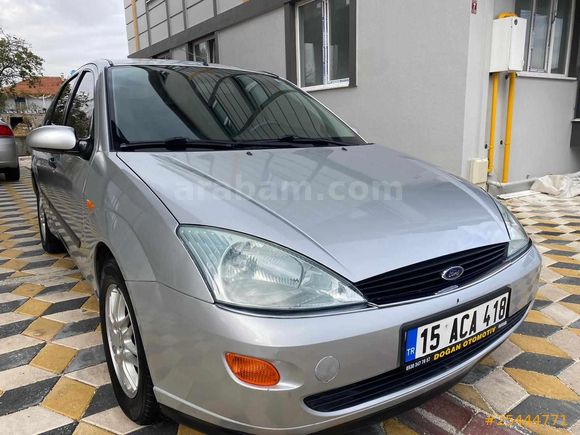Sahibinden Ford Focus 1.6 Ghia 2002 Model