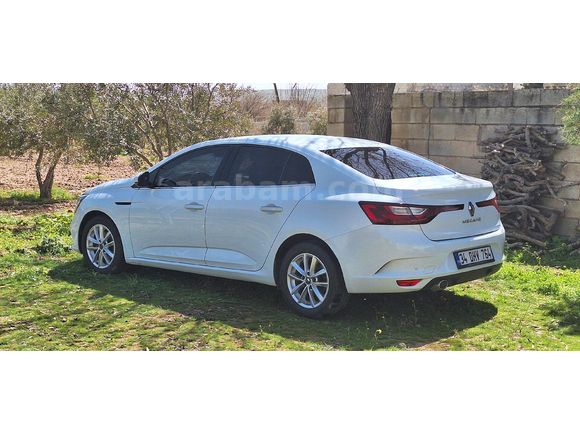 Sahibinden Renault Megane 1.5 Blue DCI Touch 2020 Model