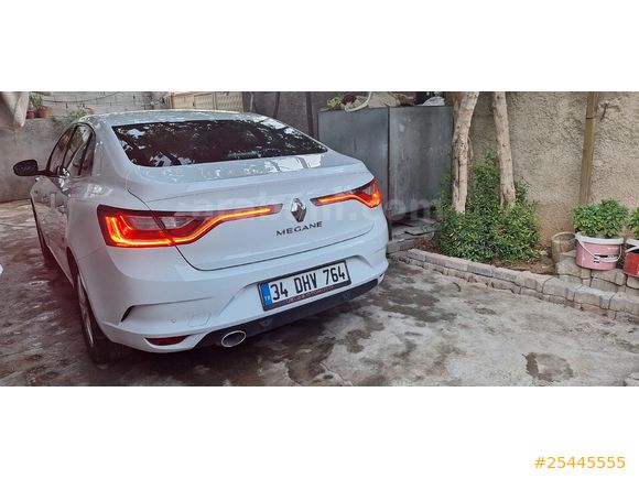 Sahibinden Renault Megane 1.5 Blue DCI Touch 2020 Model
