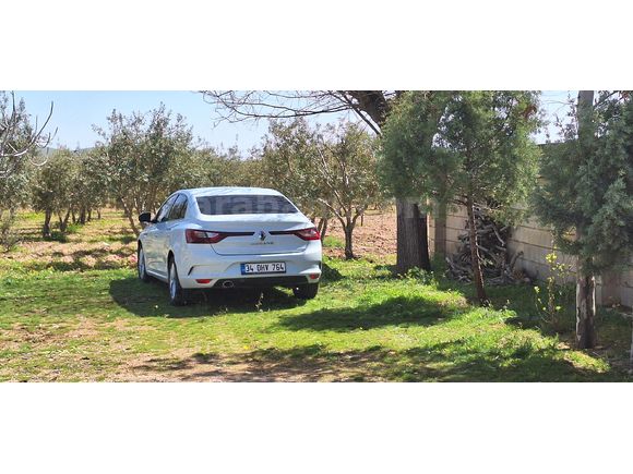 Sahibinden Renault Megane 1.5 Blue DCI Touch 2020 Model
