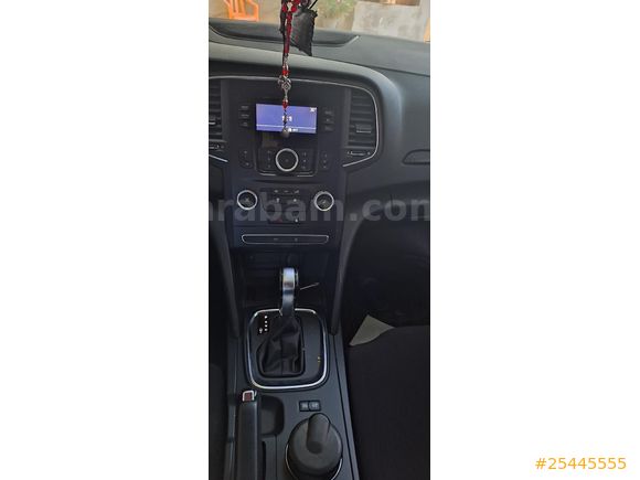 Sahibinden Renault Megane 1.5 Blue DCI Touch 2020 Model