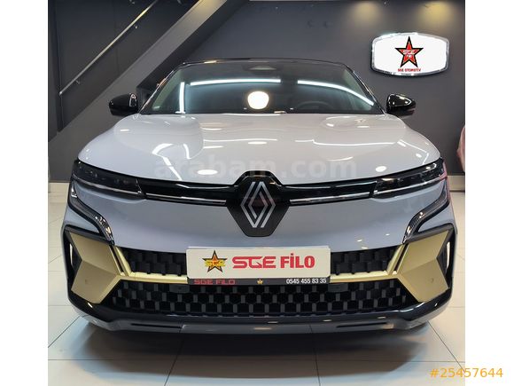 Renault Megane E-Tech Iconic 2023 Model İzmir (KOMPLE PPF KAPLI) HATA BOYA TRAMER YOK