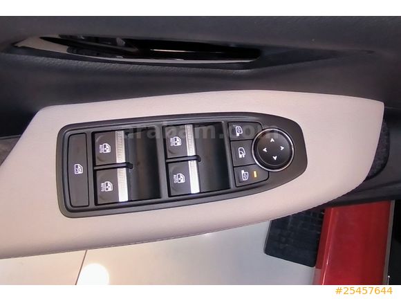 Renault Megane E-Tech Iconic 2023 Model İzmir (KOMPLE PPF KAPLI) HATA BOYA TRAMER YOK