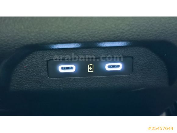 Renault Megane E-Tech Iconic 2023 Model İzmir (KOMPLE PPF KAPLI) HATA BOYA TRAMER YOK