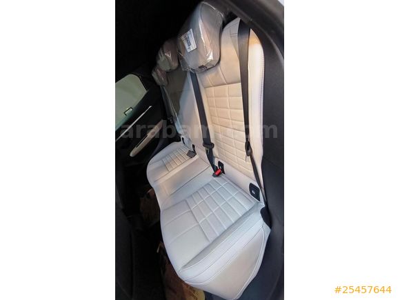 Renault Megane E-Tech Iconic 2023 Model İzmir (KOMPLE PPF KAPLI) HATA BOYA TRAMER YOK