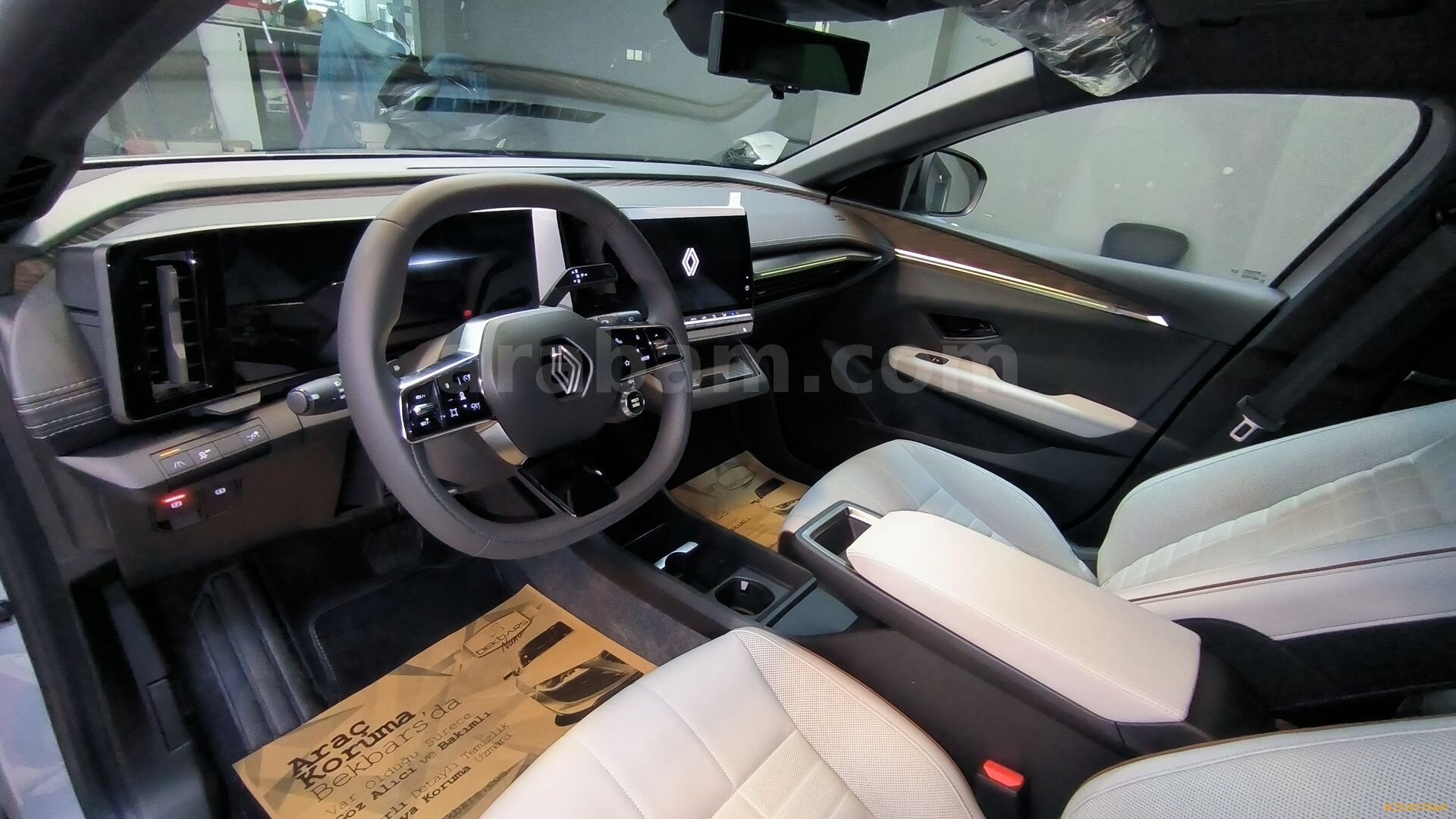 Galeriden Renault Megane E-Tech Iconic 2023 Model İzmir 38.000 km Gri (metalik) 7