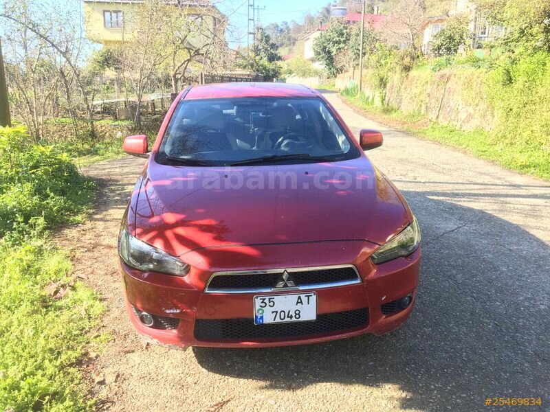 Sahibinden Mitsubishi Lancer 1.5 Invite 2009 Model Rize 274.000 km Kırmızı