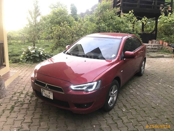 Pazarlıksız Mitsubishi Lancer 1.5 Invite 2009 Model Rize