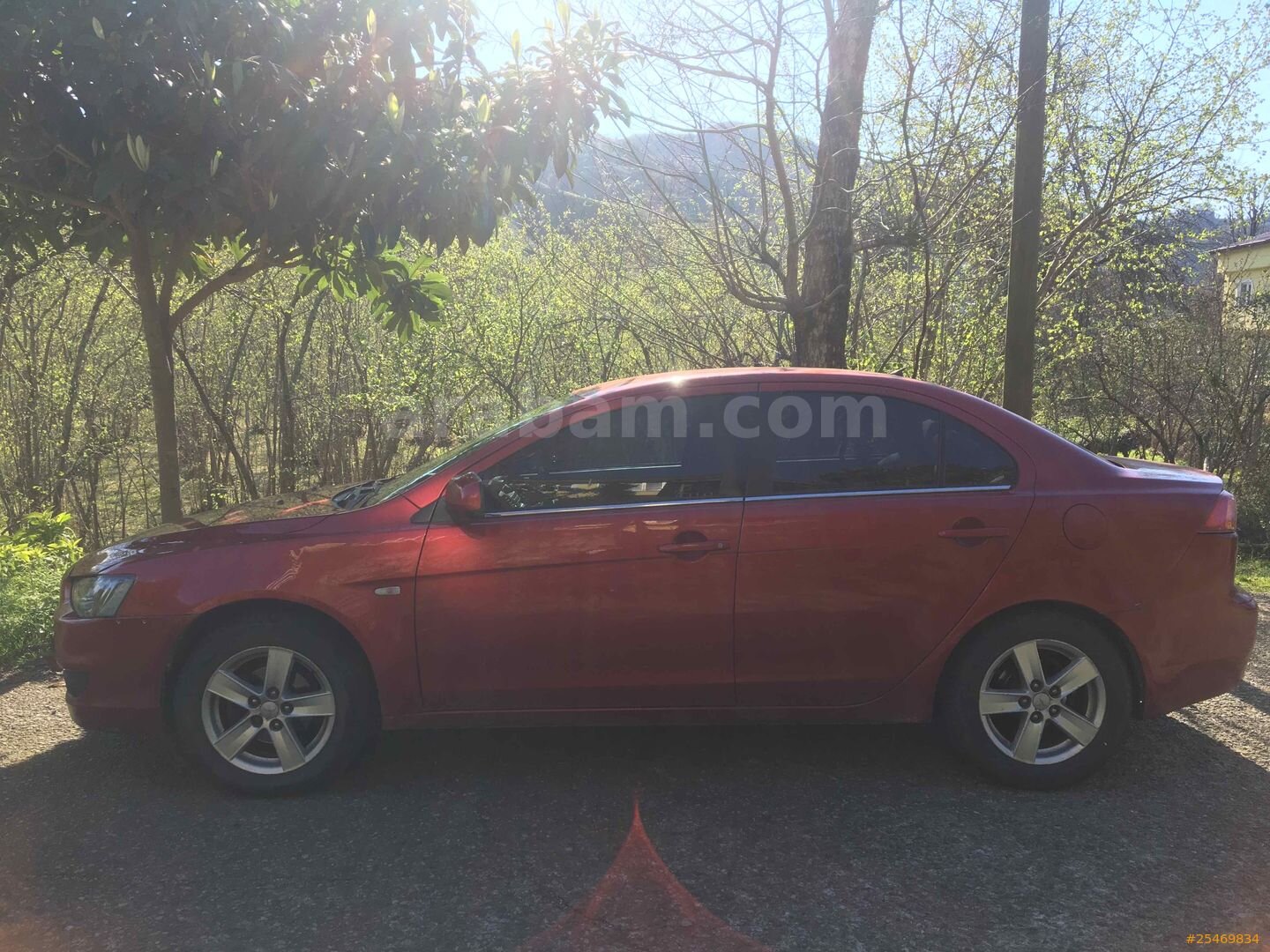 Sahibinden Mitsubishi Lancer 1.5 Invite 2009 Model Rize 274.000 km Kırmızı 2