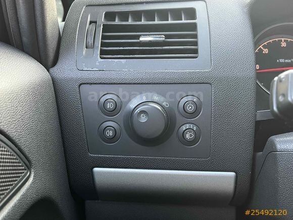 Galeriden Opel Zafira 1.9 CDTI Cosmo 2009 Model İzmir 330.500 km