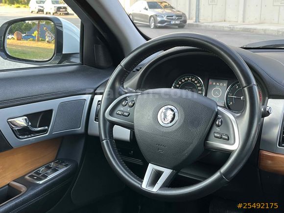 Galeriden Jaguar XF 2.2 D 2012 Model İzmir