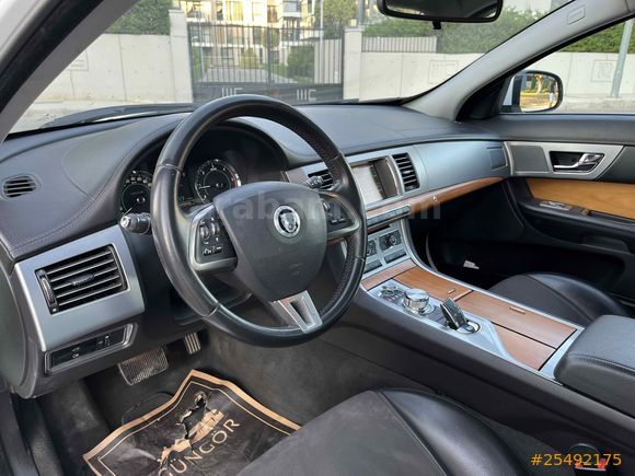 Galeriden Jaguar XF 2.2 D 2012 Model İzmir