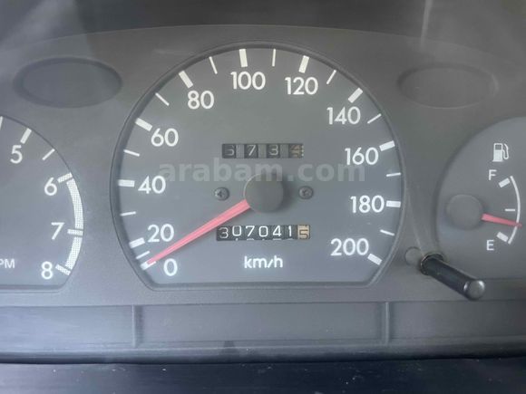 2000 MODEL HYUNDAİ ACCENT YUMURTA KASA
