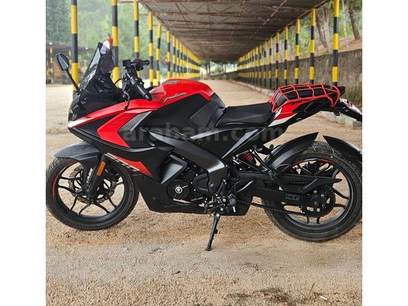 Bajaj RS 200  orjinal