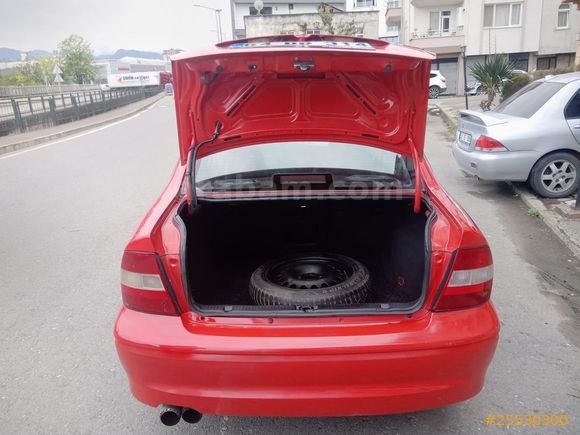 1997 MODEL OPEL VETRA TEMİZ SADECE BOYALI
