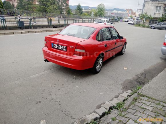 1997 MODEL OPEL VETRA TEMİZ SADECE BOYALI
