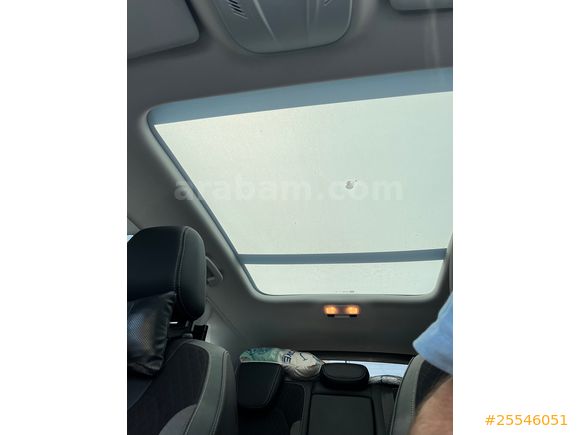 CAM TAVANLI OTOPARK ARABASI