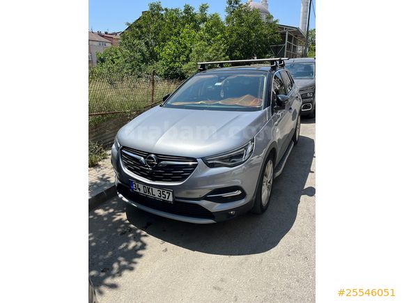 CAM TAVANLI OTOPARK ARABASI