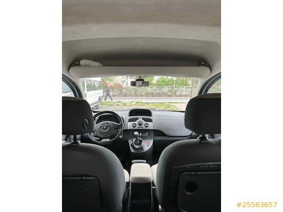 Sahibinden Renault Kangoo Multix 1.5 dCi Extreme 2012 Model 110 hp 