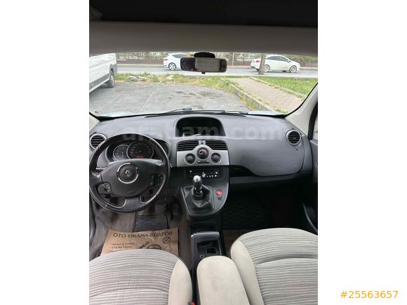 Sahibinden Renault Kangoo Multix 1.5 dCi Extreme 2012 Model 110 hp 