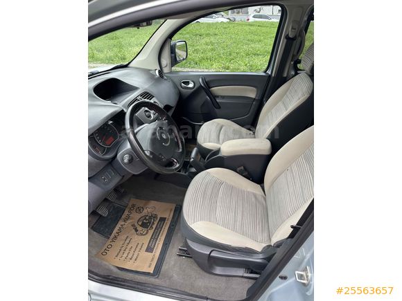 Sahibinden Renault Kangoo Multix 1.5 dCi Extreme 2012 Model 110 hp 