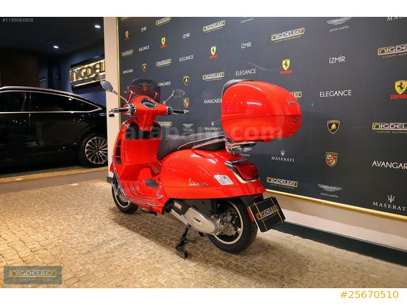 Galeriden Vespa GTS 125 Supersport 2024 Model İzmir 6.001 km