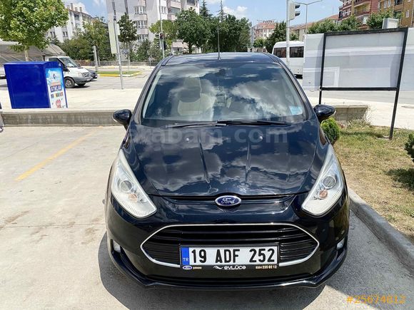ORJİNAL HATASIZ BOYASIZ İKİNCİ SAHİBİNDEN FORD B MAX TİTANİUM X OTOMATİK