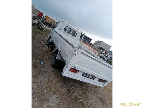 Galeriden Kia Bongo K2700 DLX motor yeni. Balıkesir
