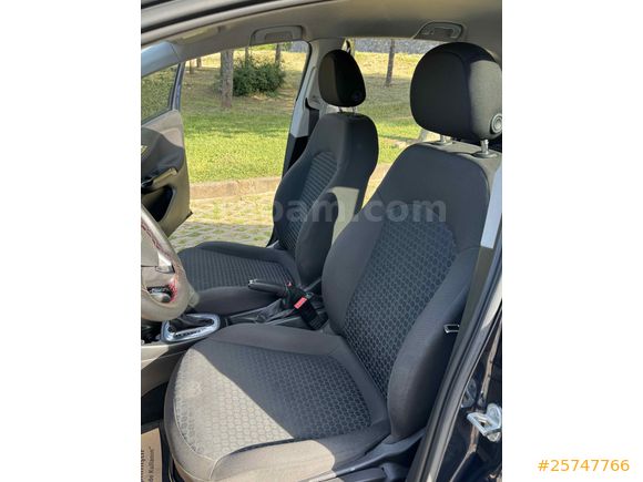 2017 Opel Corsa 1.4 Essentia  80.000KM