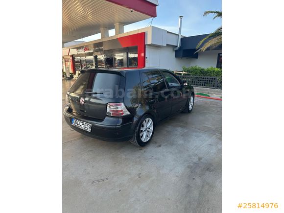 Volkswagen Golf 1.6 16.V Comfortline 2004 Model