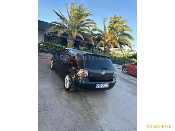 Volkswagen Golf 1.6 16.V Comfortline 2004 Model