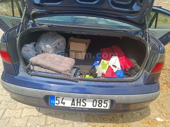 Yeni muayeneden çıktı  Renault Megane 2.0 RXT 1999 Model