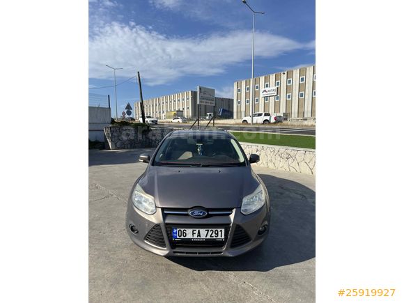 Sahibinden Ford Focus 1.6 Ti-VCT Style 2013 Model 