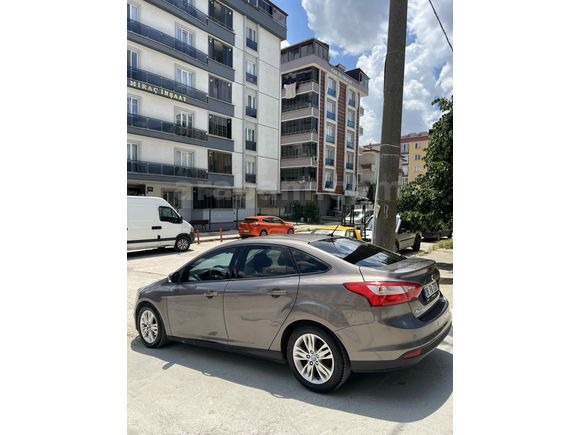 Sahibinden Ford Focus 1.6 Ti-VCT Style 2013 Model 