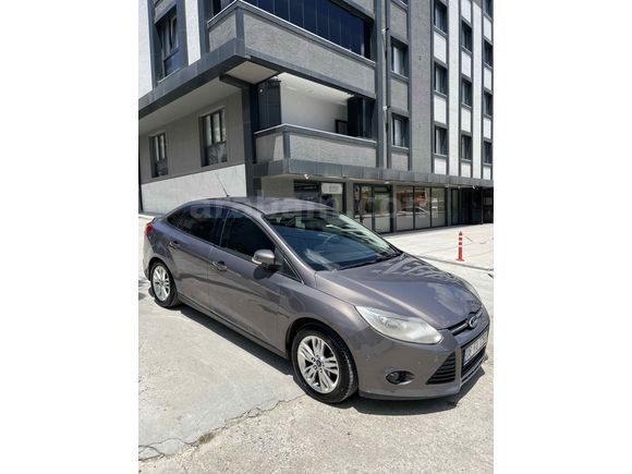 Sahibinden Ford Focus 1.6 Ti-VCT Style 2013 Model 