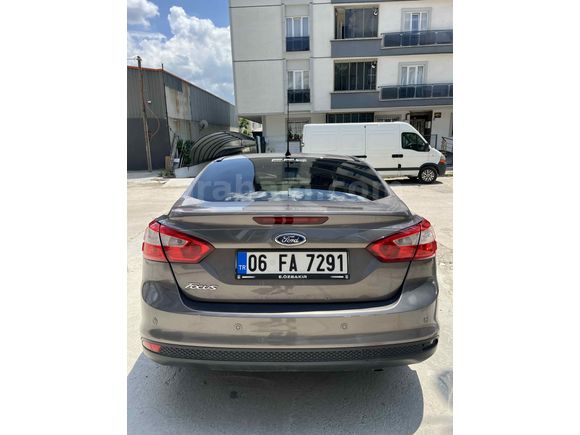 Sahibinden Ford Focus 1.6 Ti-VCT Style 2013 Model 