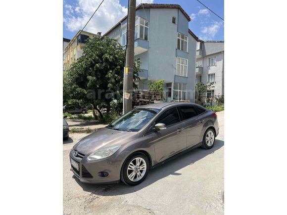 Sahibinden Ford Focus 1.6 Ti-VCT Style 2013 Model 
