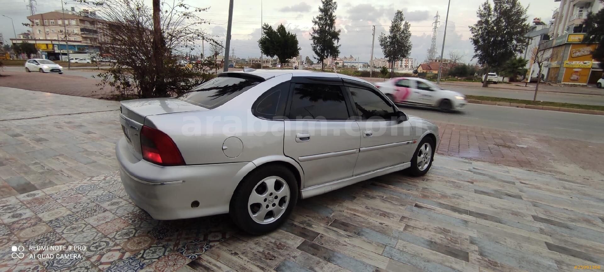Sahibinden Opel Vectra 2.0 CDX 2001 Model İstanbul 241.000 km Gri (Gümüş) 4
