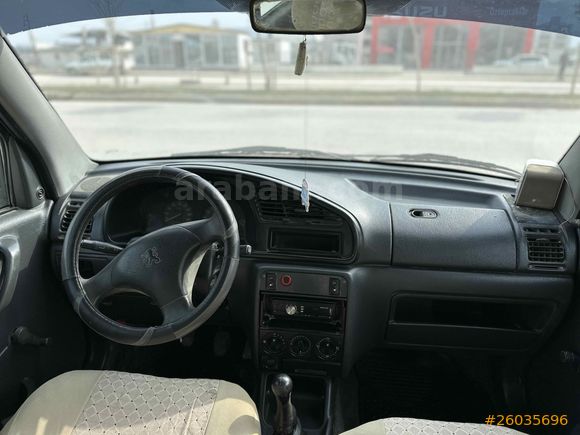  OTOMOBİL RUHSATLI 2000 MODEL PEUGEOT PARTNER  1.9 DİZEL 