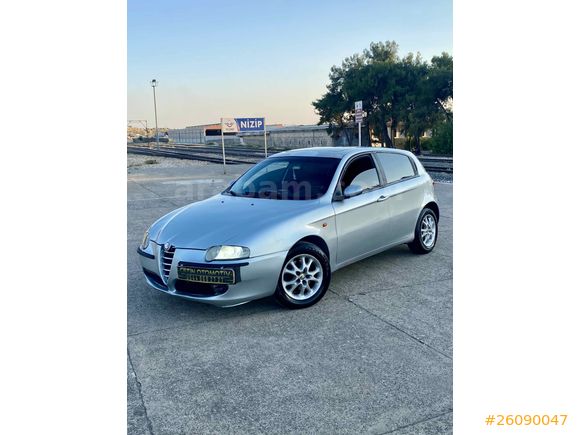 Çetin otomotivden en dolu paketi Alfa Romeo 147 1.6 TS Progression 2003 Model Gaziantep