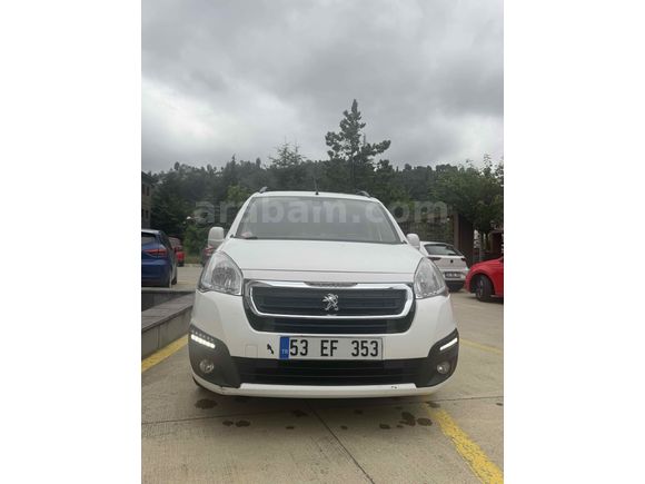 OTOMOBİL RUHSATLI ALURE DONANIMLI İKİNCİ SAHİBİNDEN 2017 ÇIKIŞLI 
